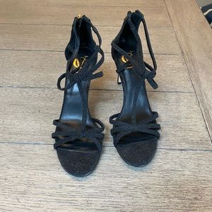 BNIB Vince Camuto Heels - size 9.5